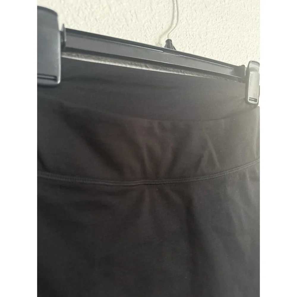 Spanx NWT Power Skort Womens Size M Black Slim Stretch Lined Skirt Shorts New